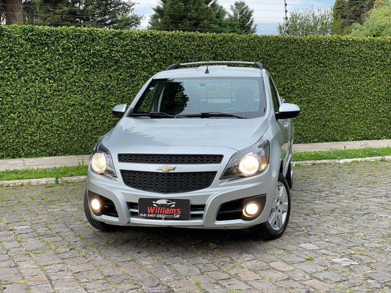 MONTANA 1.4 MPFI SPORT CS 8V FLEX 2P MANUAL - 2013 - FARROUPILHA