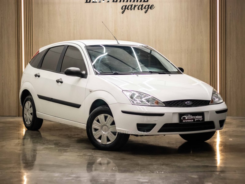 FOCUS 1.6 GL 8V GASOLINA 4P MANUAL