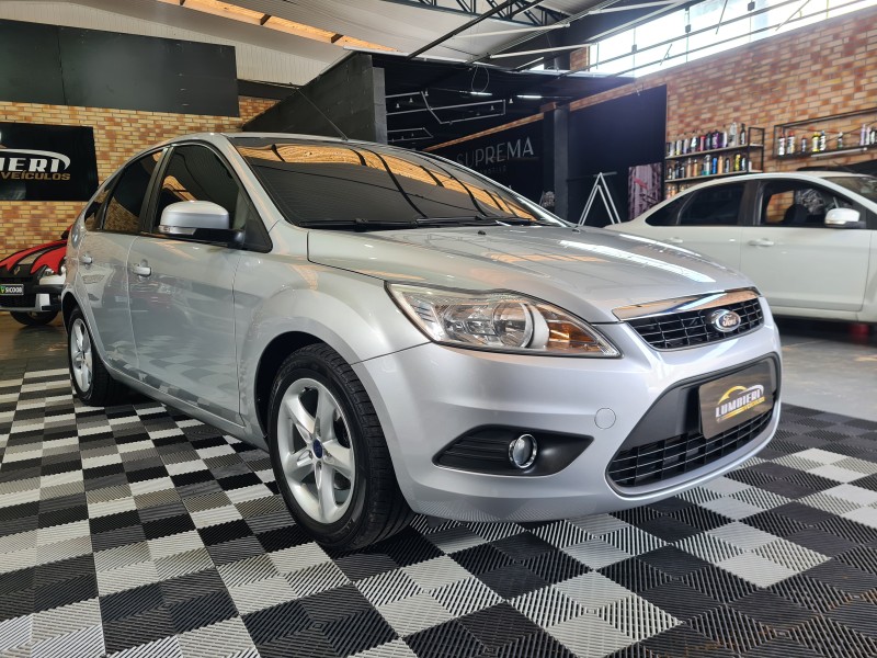 FOCUS 2.0 GLX 16V FLEX 4P MANUAL - 2013 - FARROUPILHA