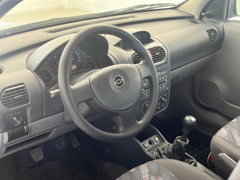 CORSA 1.8 MPFI MAXX SEDAN 8V GASOLINA 4P MANUAL - 2003 - BENTO GONçALVES