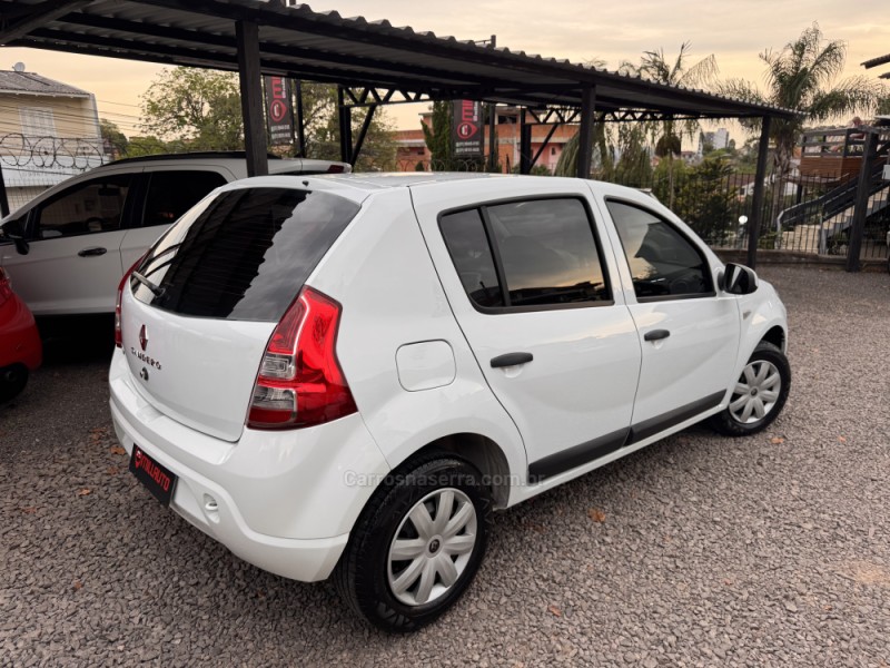 SANDERO 1.0 EXPRESSION 16V FLEX 4P MANUAL - 2013 - NOVO HAMBURGO