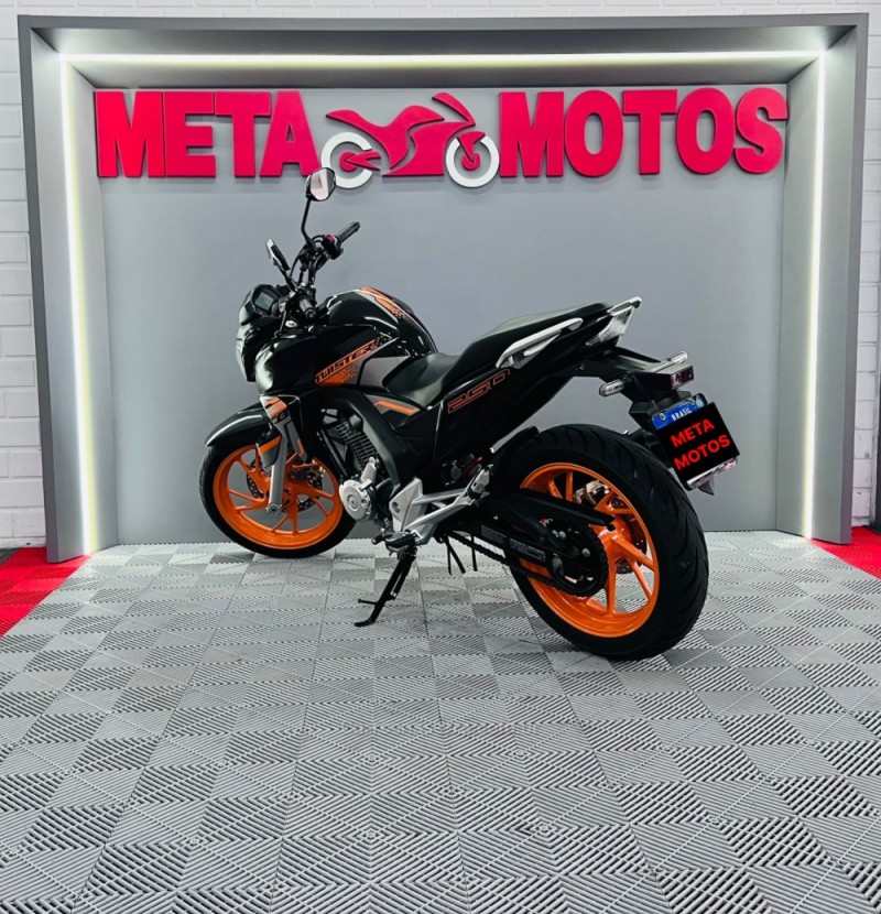 CB 250F TWISTER  - 2021 - CAMPO BOM
