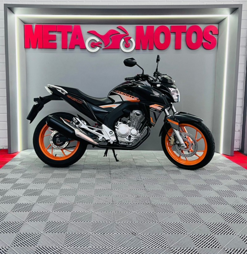 cb 250f twister  2021 campo bom