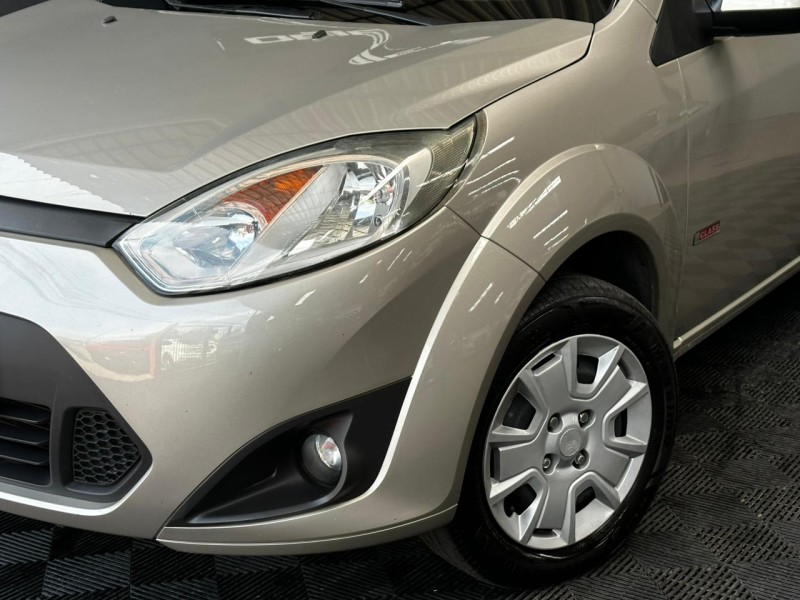FIESTA 1.6 MPI SEDAN 8V FLEX 4P MANUAL - 2011 - CAXIAS DO SUL