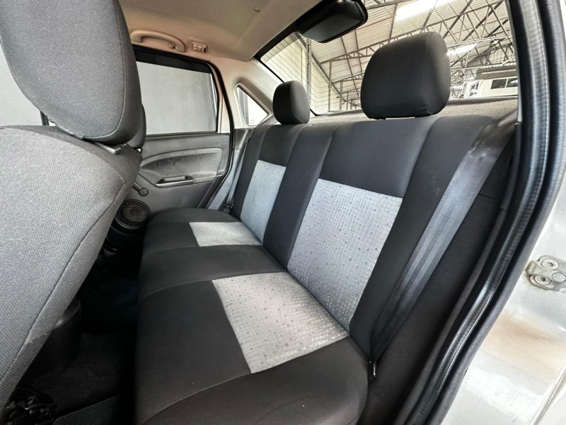 FIESTA 1.6 MPI SEDAN 8V FLEX 4P MANUAL - 2011 - CAXIAS DO SUL