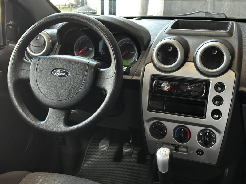FIESTA 1.6 MPI SEDAN 8V FLEX 4P MANUAL - 2011 - CAXIAS DO SUL