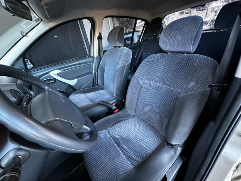 SANDERO 1.0 AUTHENTIQUE 16V FLEX 4P MANUAL - 2013 - CAXIAS DO SUL