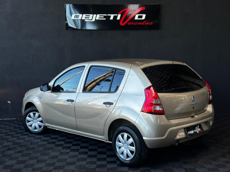 SANDERO 1.0 AUTHENTIQUE 16V FLEX 4P MANUAL - 2013 - CAXIAS DO SUL