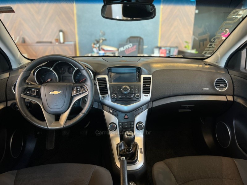 CRUZE 1.8 LT 16V FLEX 4P MANUAL - 2013 - CAMPO BOM