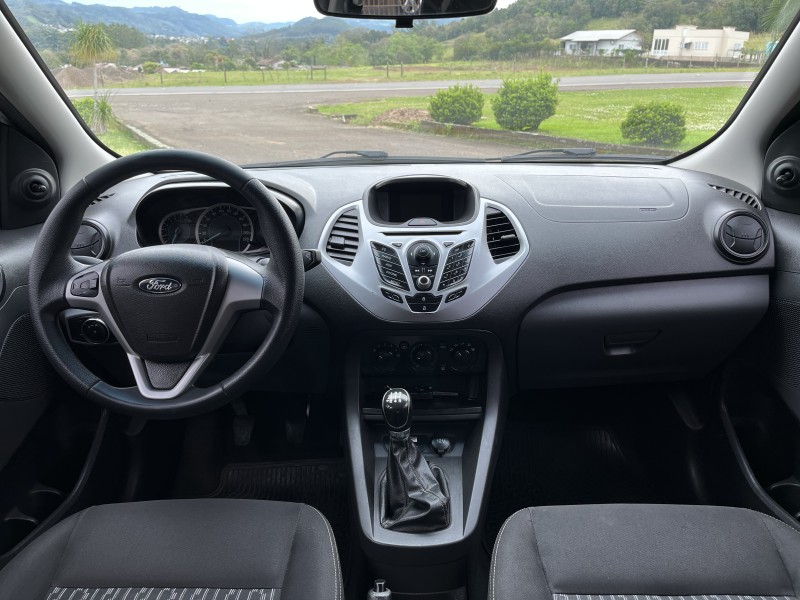 KA 1.0 SE 12V FLEX 4P MANUAL - 2015 - BOM PRINCíPIO