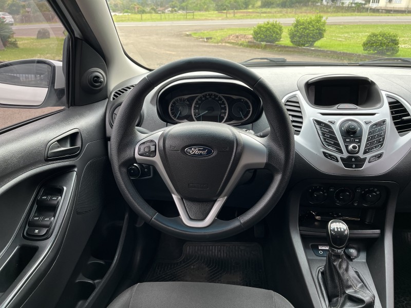 KA 1.0 SE 12V FLEX 4P MANUAL - 2015 - BOM PRINCíPIO