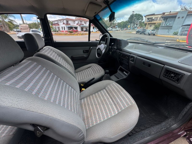 GOL 1.8 GL 8V GASOLINA 2P MANUAL - 1993 - TAPEJARA