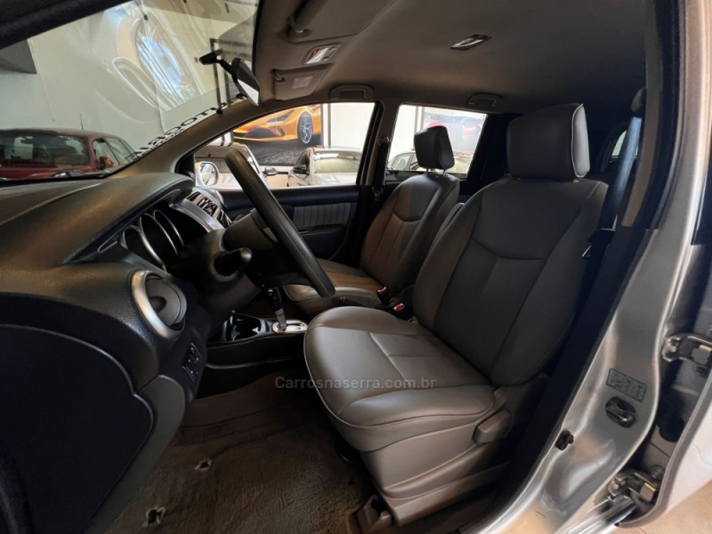 GRAND LIVINA 1.8 SL 16V FLEX 4P AUTOMÁTICO - 2010 - CAMPO BOM