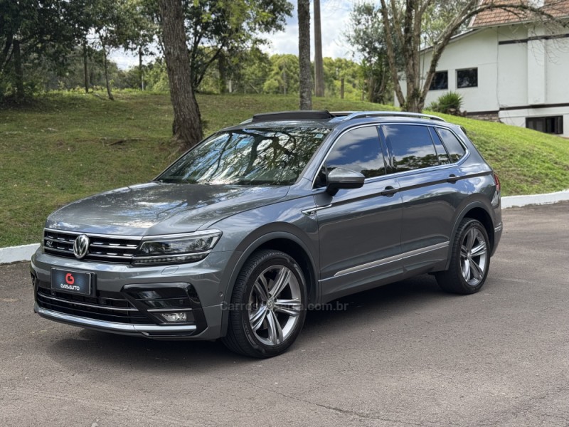 TIGUAN 2.0 ALLSPACE R-LINE 350 TSI 4X4 GASOLINA 4P - 2019 - NOVA PRATA