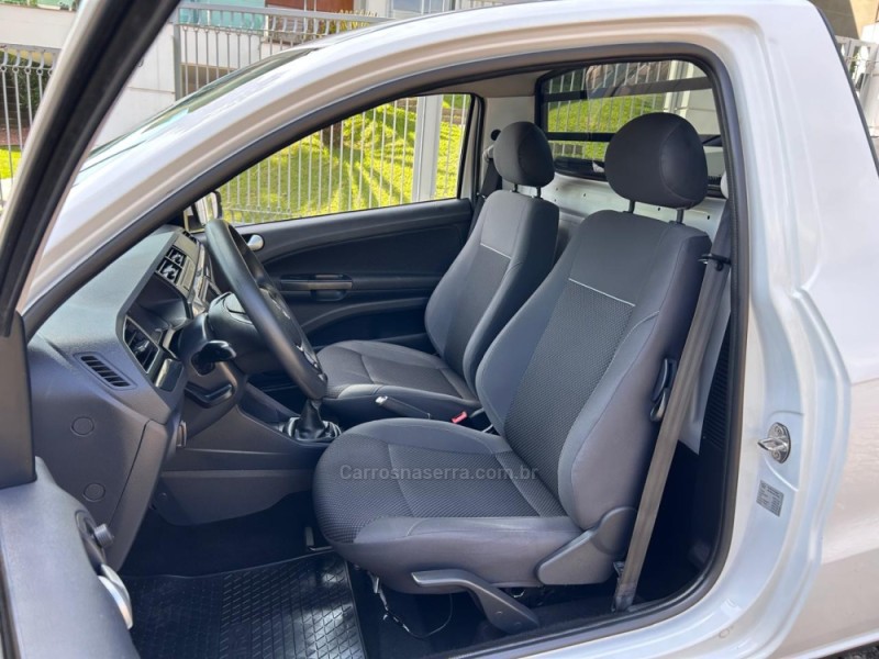 SAVEIRO 1.6 MI TRENDLINE CS 8V FLEX 2P MANUAL - 2023 - VENâNCIO AIRES