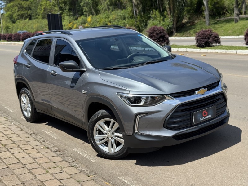 tracker 1.0 12v turbo flex 4p automatico 2021 nova prata