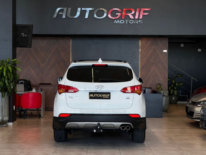SANTA FÉ 3.5 MPFI GLS 7 LUGARES V6 24V 285CV GASOLINA 4P AUTOMÁTICO - 2015 - CAMPO BOM