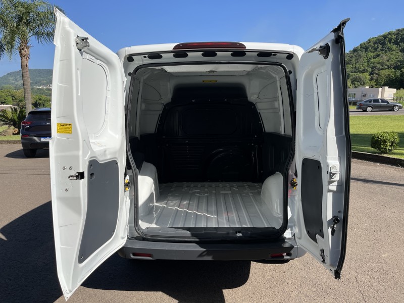 FIORINO 1.4 ENDURANCE EVO 8V FLEX 2P MANUAL - 2021 - BOM PRINCíPIO