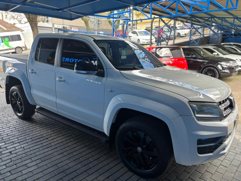 AMAROK 3.0 V6 TDI HIGHLINE CD DIESEL 4MOTION AUTOMÁTICO - 2018 - CAXIAS DO SUL