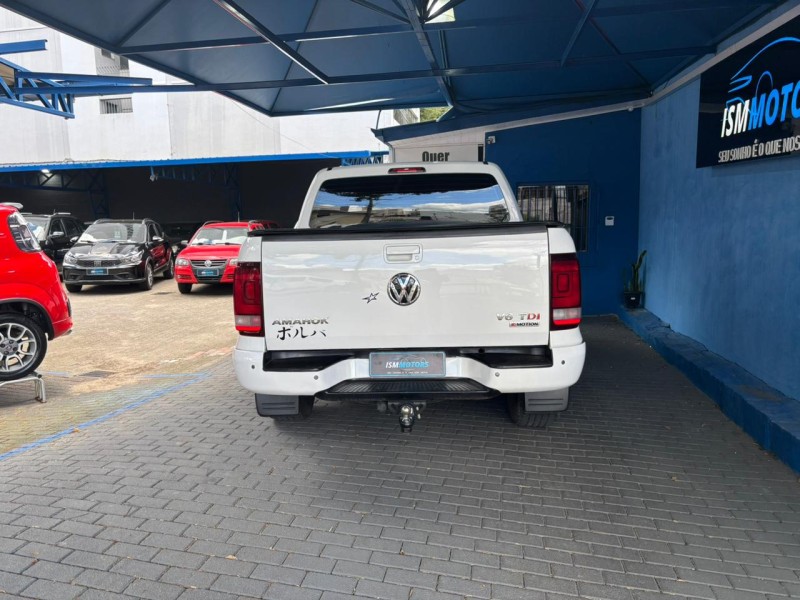 AMAROK 3.0 V6 TDI HIGHLINE CD DIESEL 4MOTION AUTOMÁTICO - 2018 - CAXIAS DO SUL