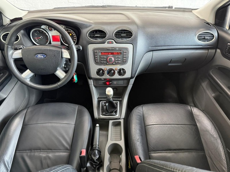 FOCUS 1.6 GLX 16V FLEX 4P MANUAL - 2011 - CAXIAS DO SUL
