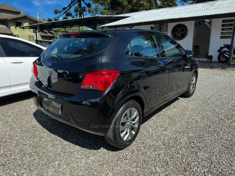 ONIX 1.0 JOY PLUS BLACK 8V FLEX 4P MANUAL - 2021 - CANELA