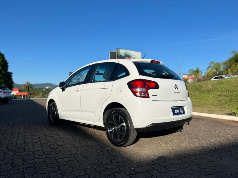 C3 1.2 TENDANCE PURE TECH 12V 4P MANUAL - 2018 - NOVA PETRóPOLIS