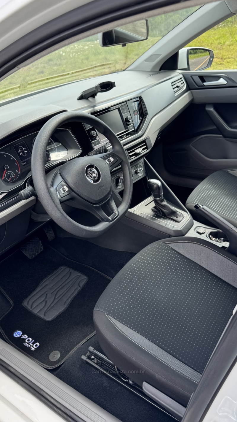 POLO 1.0 200 TSI COMFORTLINE AUTOMÁTICO - 2020 - CARLOS BARBOSA