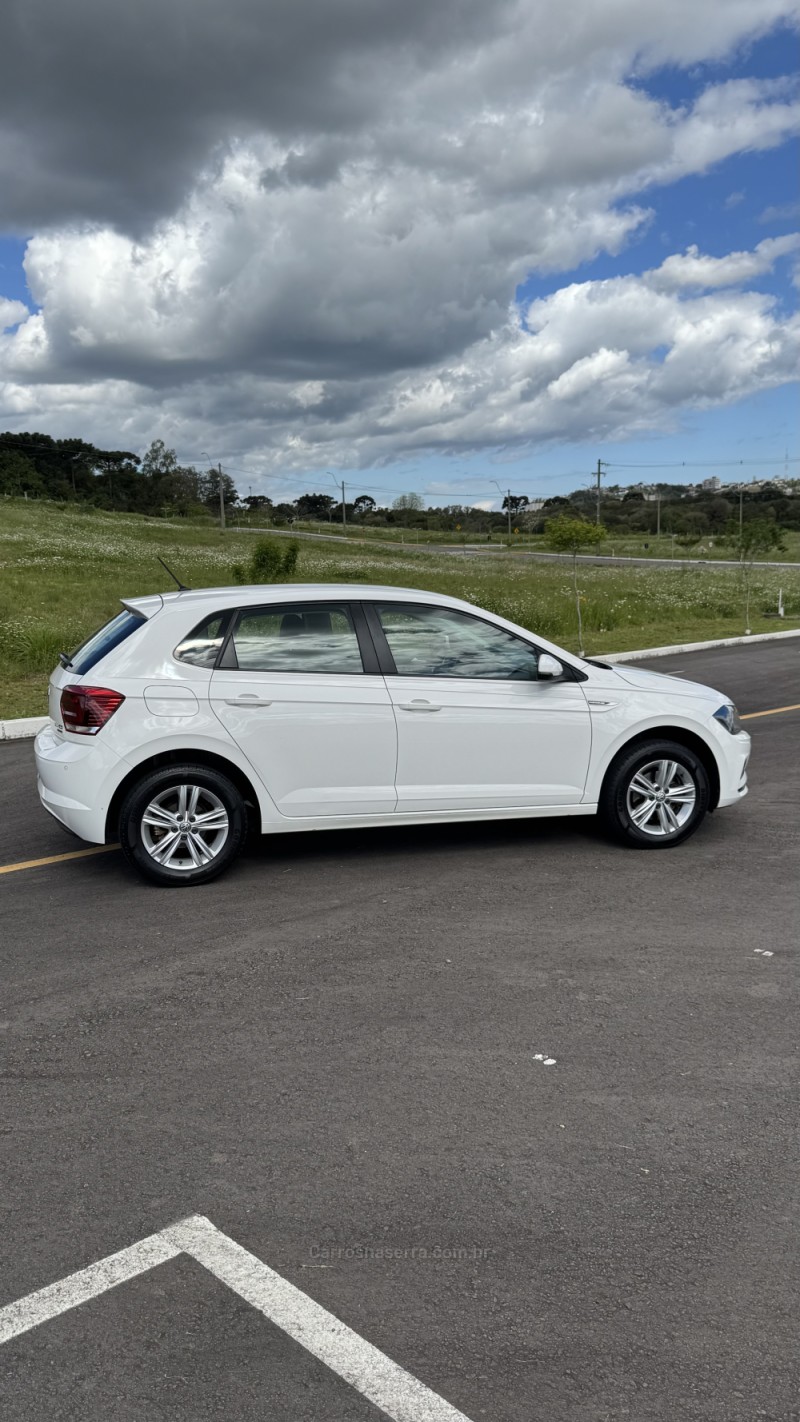 POLO 1.0 200 TSI COMFORTLINE AUTOMÁTICO - 2020 - CARLOS BARBOSA