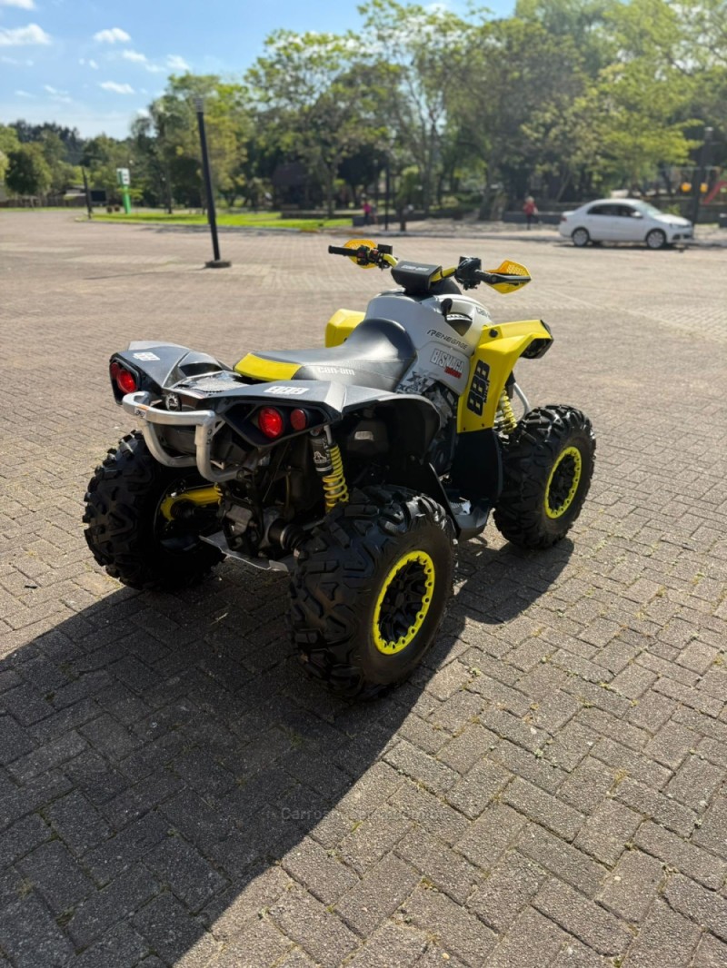 RENEGADE 1000X XC - 2019 - BROCHIER