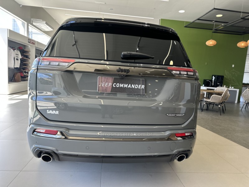 COMMANDER 2.0 HURRICANE BLACKHAWK 4X4 TURBO GASOLINA 4P AUTOMÁTICO - 2024 - CAXIAS DO SUL