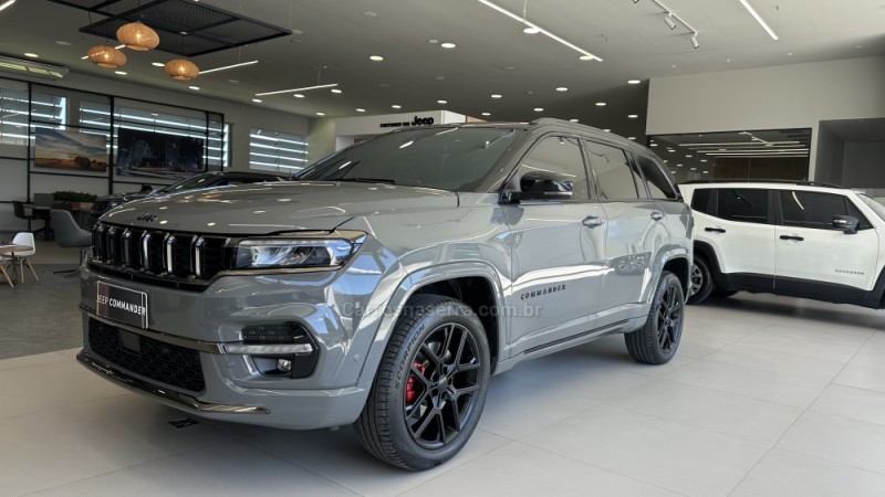 COMMANDER 2.0 HURRICANE BLACKHAWK 4X4 TURBO GASOLINA 4P AUTOMÁTICO - 2024 - CAXIAS DO SUL