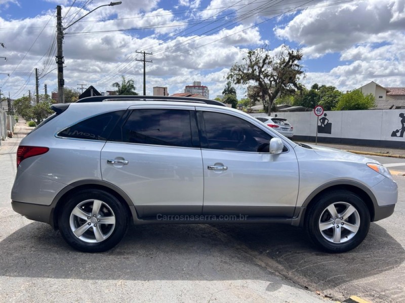 VERA CRUZ 3.8 GLS 4WD 4X4 V6 24V GASOLINA 4P AUTOMÁTICO - 2010 - VENâNCIO AIRES