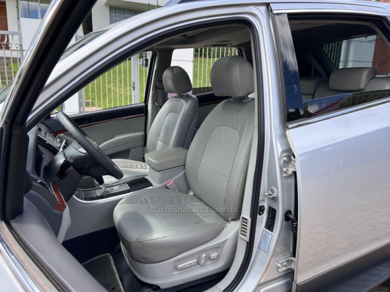 VERA CRUZ 3.8 GLS 4WD 4X4 V6 24V GASOLINA 4P AUTOMÁTICO - 2010 - VENâNCIO AIRES