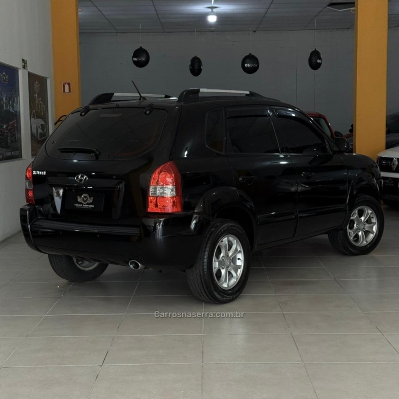 TUCSON 2.0 MPFI GL 16V 142CV 2WD GASOLINA 4P AUTOMÁTICO - 2010 - SAPUCAIA DO SUL