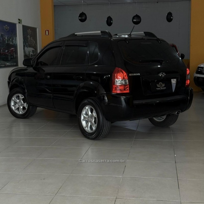 TUCSON 2.0 MPFI GL 16V 142CV 2WD GASOLINA 4P AUTOMÁTICO - 2010 - SAPUCAIA DO SUL
