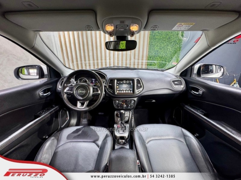 COMPASS 2.0 16V DIESEL LONGITUDE 4X4 AUTOMÁTICO - 2017 - NOVA PRATA