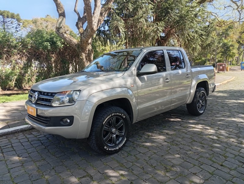 amarok 2.0 trendline 4x4 cd 16v turbo intercooler diesel 4p automatico 2014 farroupilha