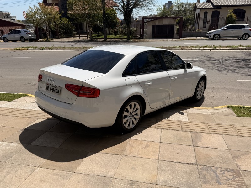 A4 2.0 TFSI ATTRACTION 180CV GASOLINA 4P MULTITRONIC - 2013 - FARROUPILHA