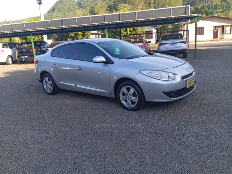 FLUENCE 2.0 DYNAMIQUE 16V FLEX 4P AUTOMÁTICO - 2014 - PICADA CAFé