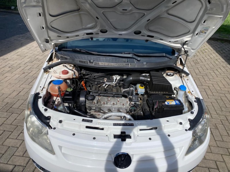 VOYAGE 1.6 MI 8V FLEX 4P MANUAL - 2012 - CANELA