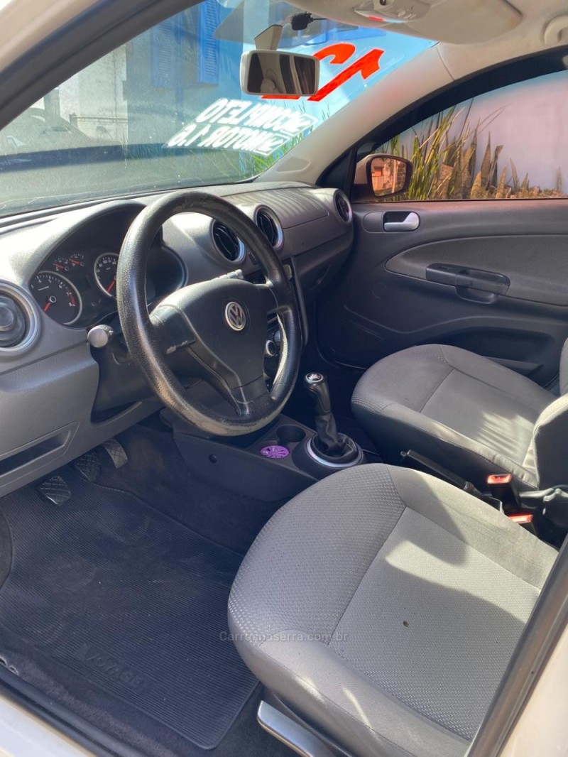 VOYAGE 1.6 MI 8V FLEX 4P MANUAL - 2012 - CANELA