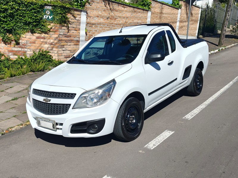 MONTANA 1.4 MPFI LS CS 8V FLEX 2P MANUAL