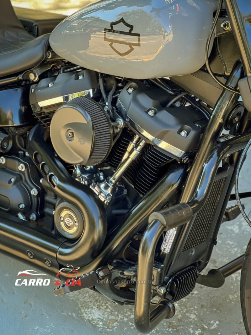 FAT BOB FAT BOB - 2019 - SANTA CRUZ DO SUL