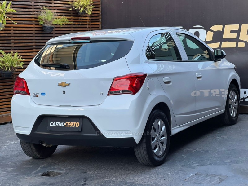 ONIX 1.0 MPFI LT 8V FLEX 4P MANUAL - 2018 - NOVO HAMBURGO
