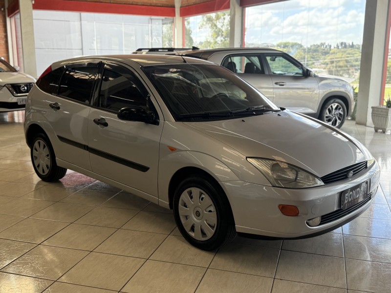 FOCUS 1.8 16V GASOLINA 4P MANUAL - 2003 - FARROUPILHA