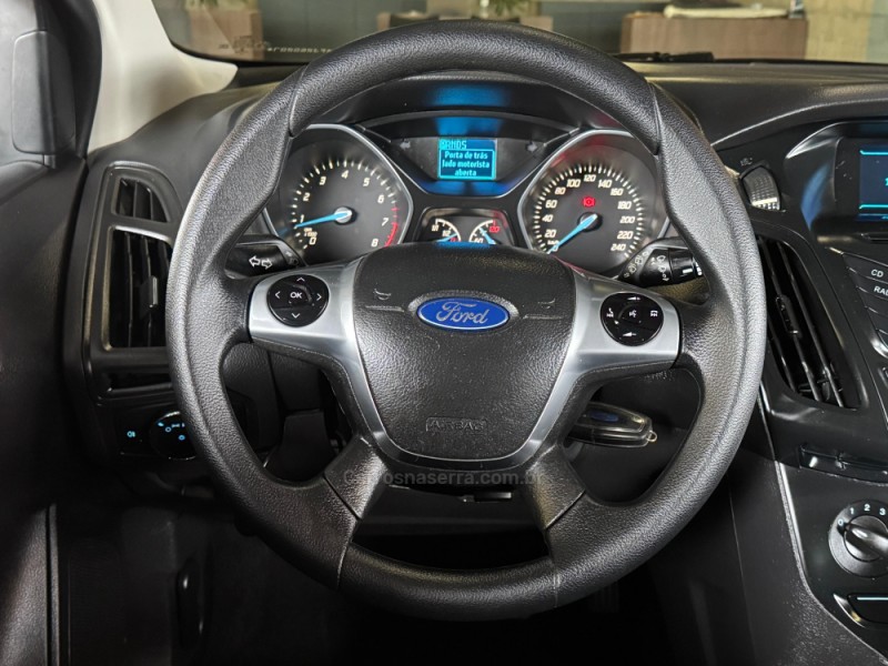 FOCUS 1.6 S 16V FLEX 4P AUTOMÁTICO - 2015 - DOIS IRMãOS