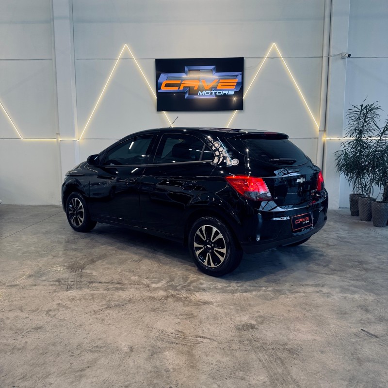 ONIX 1.4 MPFI LTZ 8V FLEX 4P MANUAL - 2013 - CAXIAS DO SUL