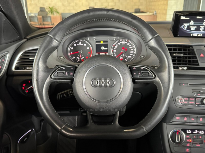 Q3 1.4 TFSI BLACK EDITION S TRONIC FLEX 4P AUTOMATICO - 2019 - DOIS IRMãOS