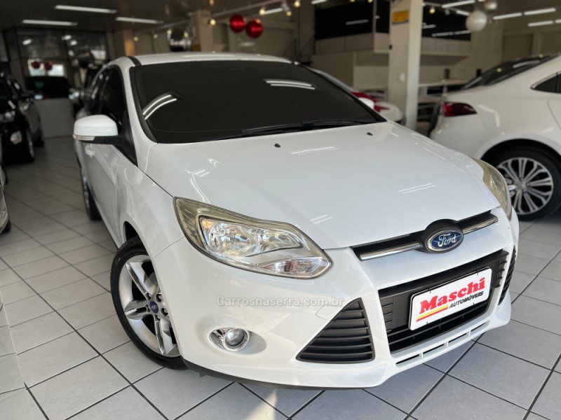 FOCUS 2.0 SE SEDAN 16V FLEX 4P AUTOMÁTICO - 2015 - CAXIAS DO SUL